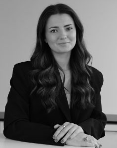 Fanny Östman, Revisor på Winthers Revisionsbyrå